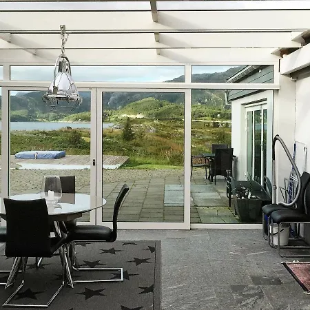 Casa vacanze 9 Person In Inndyr